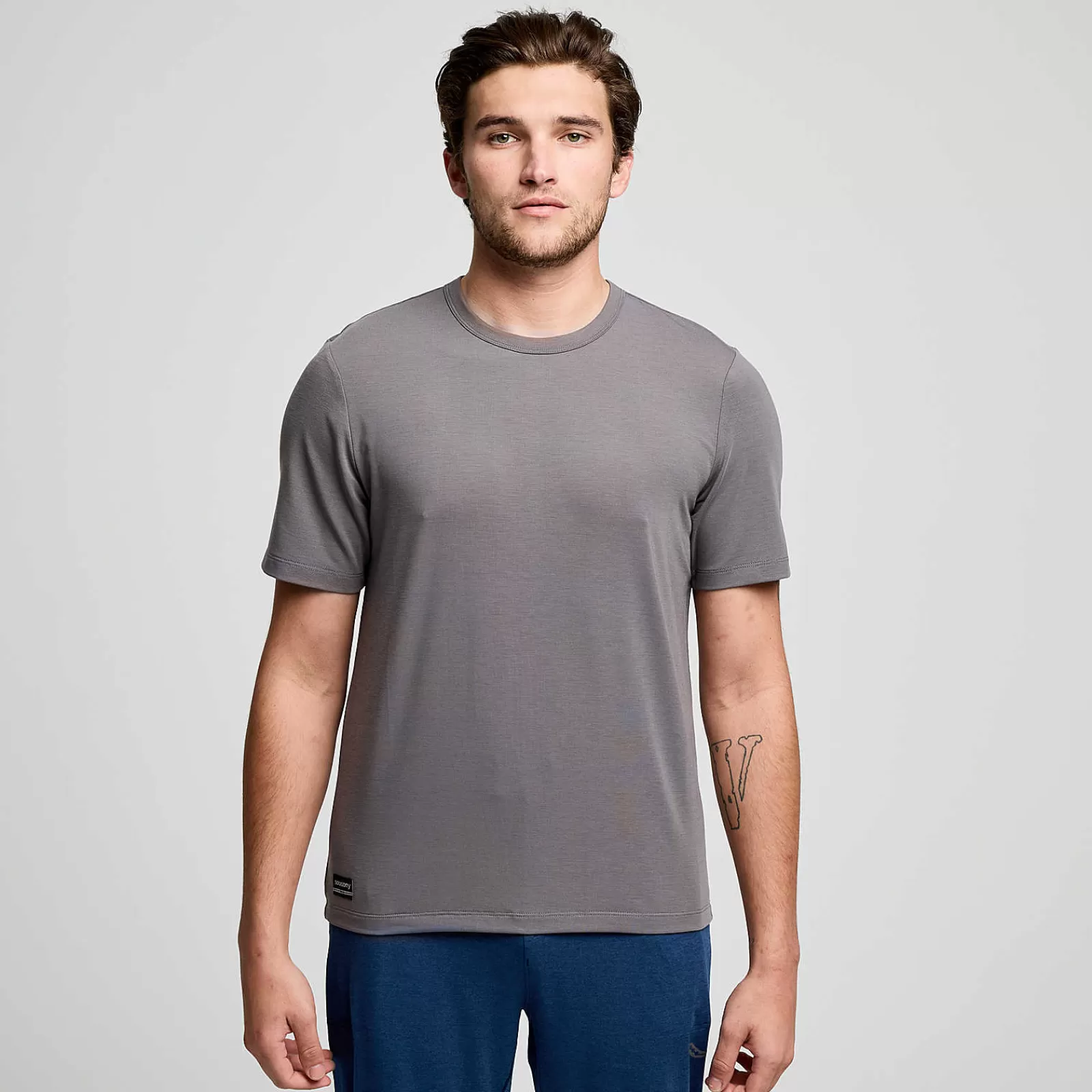 Vêtements | Vêtements | Saucony Homme Triumph Short Sleeve - Vêtements Carbon